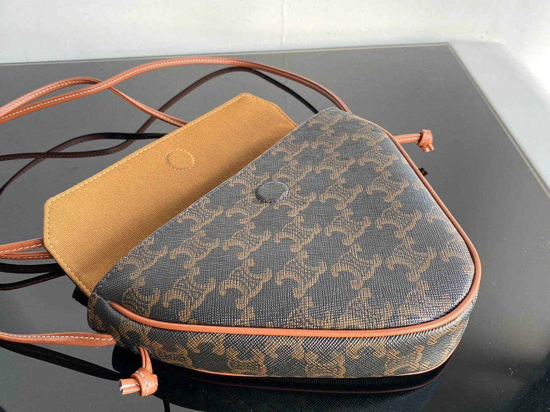 AIR- 195902BZK.04LI Calfskin item : BT-B225D2834W